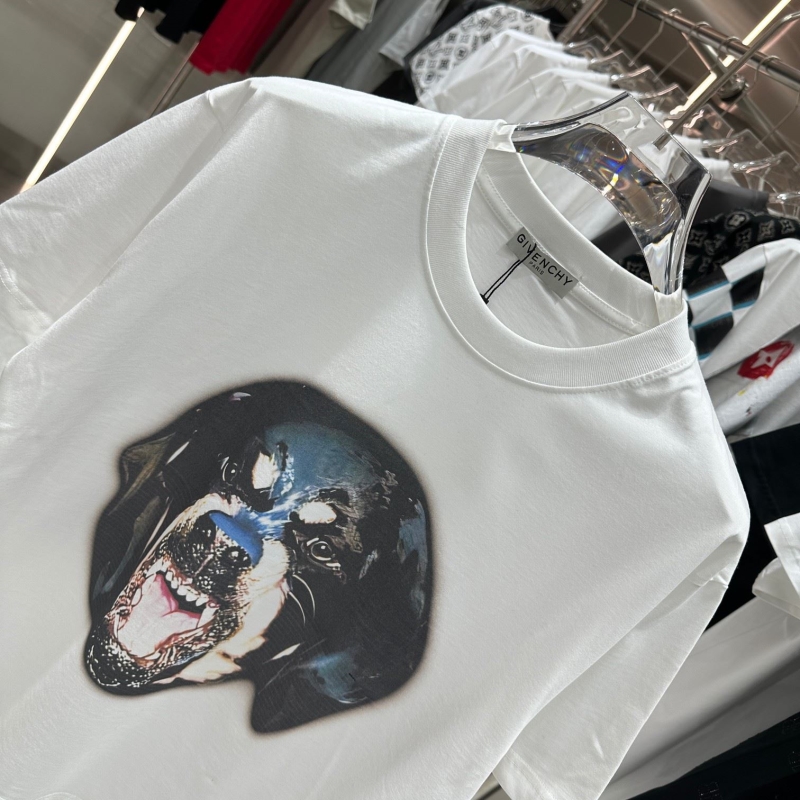 Givenchy T-Shirts